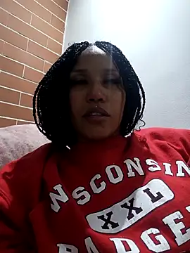 Snapshot of devi_black13_ chatting on February 22, 2025, 3:45 am devi black13 online show from February 22, 2025, 3:45 am