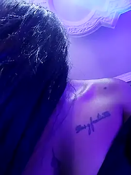 Snapshot of devi_black13_ chatting on February 5, 2025, 8:14 pm devi black13 online show from February 5, 2025, 8:14 pm