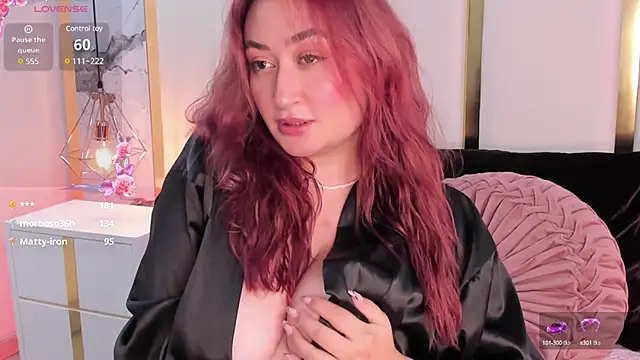 Snapshot of SalommeFlores chatting on March 12, 2025, 6:18 am SalommeFlores online show from March 12, 2025, 6:18 am