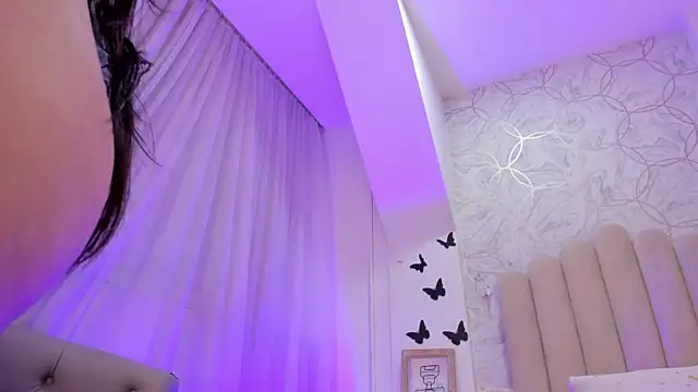 Foxy200   online show from February 23, 2026, 7:58 pm