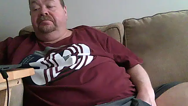 Snapshot of hitman_35 chatting on April 22, 2026, 8:15 pm hitman 35 online show from April 22, 2026, 8:15 pm