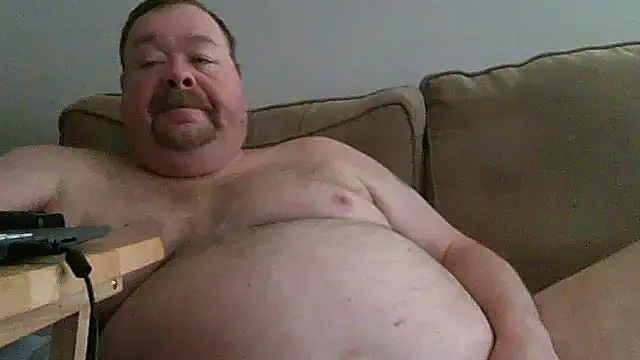 Snapshot of hitman_35 chatting on April 20, 2026, 6:20 pm hitman 35 online show from April 20, 2026, 6:20 pm