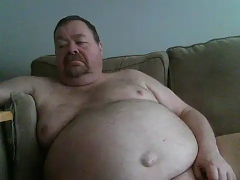 Snapshot of hitman_35 chatting on April 17, 2026, 6:44 pm hitman 35 online show from April 17, 2026, 6:44 pm
