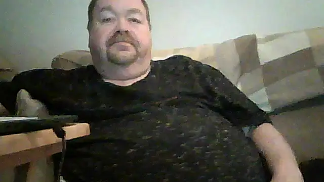Snapshot of hitman_35 chatting on May 11, 2026, 4:58 am hitman 35 online show from May 11, 2026, 4:58 am