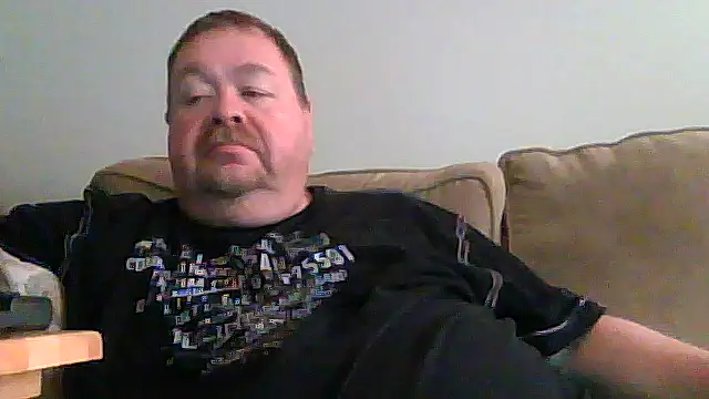 Snapshot of hitman_35 chatting on May 7, 2026, 2:38 am hitman 35 online show from May 7, 2026, 2:38 am