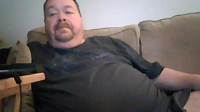 Snapshot of hitman_35 chatting on April 22, 2026, 4:52 am hitman 35 online show from April 22, 2026, 4:52 am