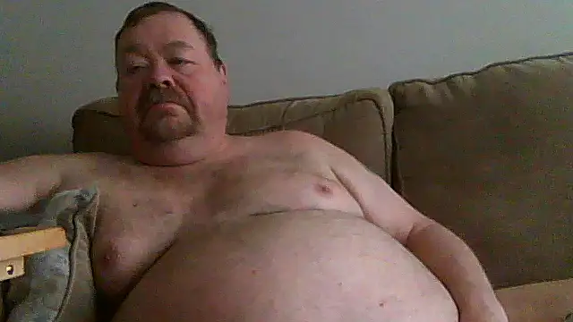 Snapshot of hitman_35 chatting on April 23, 2026, 7:26 pm hitman 35 online show from April 23, 2026, 7:26 pm