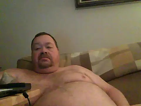 Snapshot of hitman_35 chatting on February 16, 2026, 5:06 am hitman 35 online show from February 16, 2026, 5:06 am