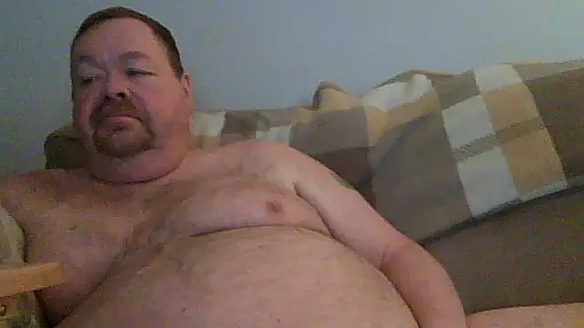 Snapshot of hitman_35 chatting on April 14, 2026, 4:17 am hitman 35 online show from April 14, 2026, 4:17 am