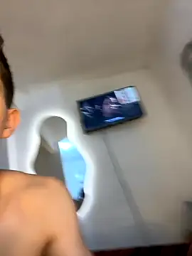 Snapshot of Bodyxx23 chatting on October 14, 2025, 2:45 am Bodyxx23 online show from October 14, 2025, 2:45 am