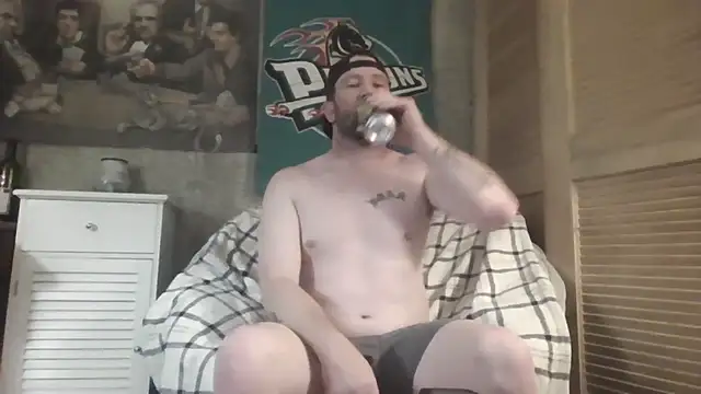 Snapshot of Edward_LongCock chatting on July 14, 2026, 6:51 am Edward LongCock online show from July 14, 2026, 6:51 am