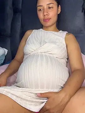 Snapshot of _Luana chatting on February 11, 2026, 2:00 am Luana online show from February 11, 2026, 2:00 am