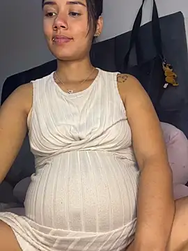 Snapshot of _Luana chatting on February 20, 2026, 2:19 am Luana online show from February 20, 2026, 2:19 am