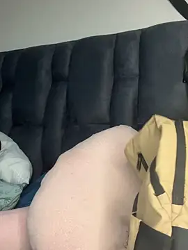 Snapshot of _Luana chatting on February 10, 2026, 12:42 am Luana online show from February 10, 2026, 12:42 am