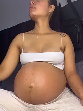 Snapshot of _Luana chatting on February 28, 2026, 1:38 am Luana online show from February 28, 2026, 1:38 am