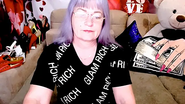 Snapshot of SiberiabBerry chatting on April 5, 2026, 9:32 pm SiberiabBerry online show from April 5, 2026, 9:32 pm