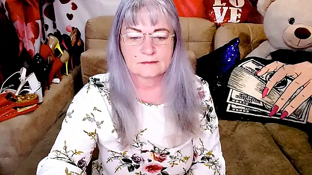 Snapshot of SiberiabBerry chatting on April 3, 2026, 10:05 pm SiberiabBerry online show from April 3, 2026, 10:05 pm
