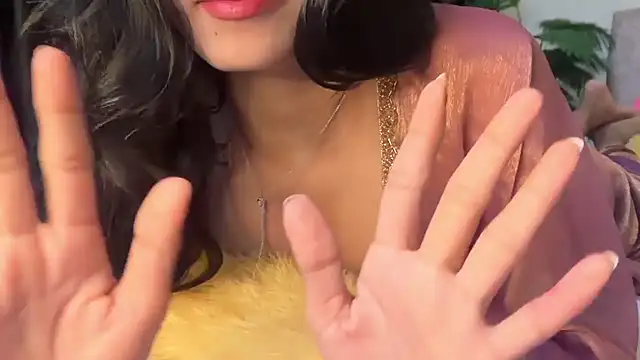 sexy m23 online show from October 8, 2025, 6:15 am