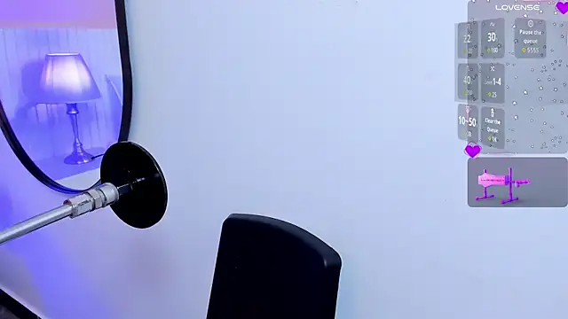 Snapshot of klhoe_boobs chatting on December 15, 2025, 4:07 am klhoe boobs online show from December 15, 2025, 4:07 am