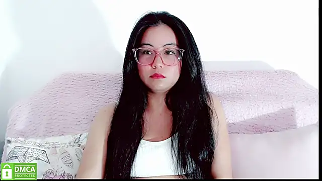 Snapshot of mariana_katto chatting on September 25, 2025, 5:52 pm mariana katto online show from September 25, 2025, 5:52 pm