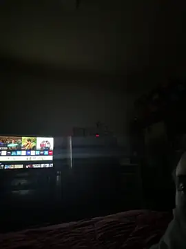 Snapshot of Miky_21 chatting on March 6, 2025, 1:05 am Miky 21 online show from March 6, 2025, 1:05 am