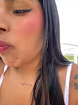 Snapshot of Mariangel_11 chatting on May 14, 2026, 2:36 pm Mariangel 11 online show from May 14, 2026, 2:36 pm