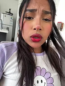 Mariangel 11 online show from March 9, 2025, 4:11 pm