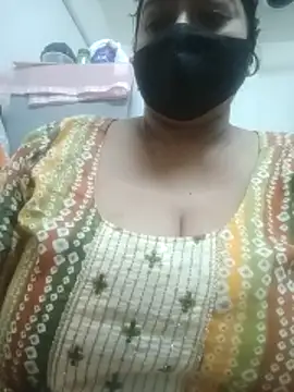 Snapshot of zeepe19 chatting on March 24, 2026, 12:49 pm zeepe19 online show from March 24, 2026, 12:49 pm