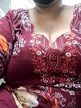 Snapshot of zeepe19 chatting on March 7, 2026, 9:48 am zeepe19 online show from March 7, 2026, 9:48 am