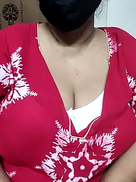 zeepe19 online show from June 26, 2026, 5:52 pm
