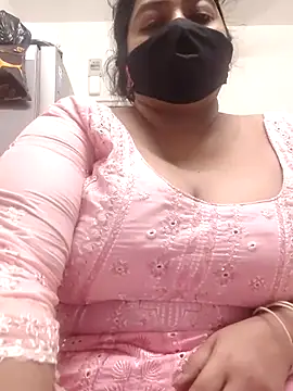 zeepe19 online show from October 31, 2025, 12:57 pm