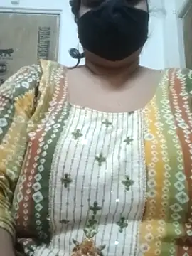 Snapshot of zeepe19 chatting on March 20, 2026, 12:33 am zeepe19 online show from March 20, 2026, 12:33 am