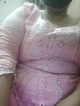 Snapshot of zeepe19 chatting on March 1, 2026, 8:42 pm zeepe19 online show from March 1, 2026, 8:42 pm