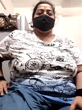 zeepe19 online show from October 7, 2025, 5:25 pm