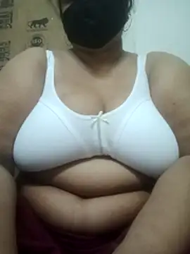 zeepe19 online show from June 9, 2026, 12:17 pm