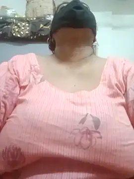 Snapshot of zeepe19 chatting on March 18, 2026, 5:14 pm zeepe19 online show from March 18, 2026, 5:14 pm