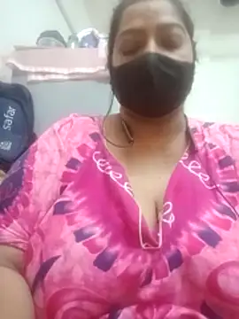 Snapshot of zeepe19 chatting on March 25, 2026, 6:24 am zeepe19 online show from March 25, 2026, 6:24 am