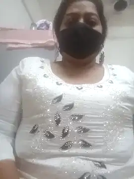 Snapshot of zeepe19 chatting on March 23, 2026, 11:43 am zeepe19 online show from March 23, 2026, 11:43 am