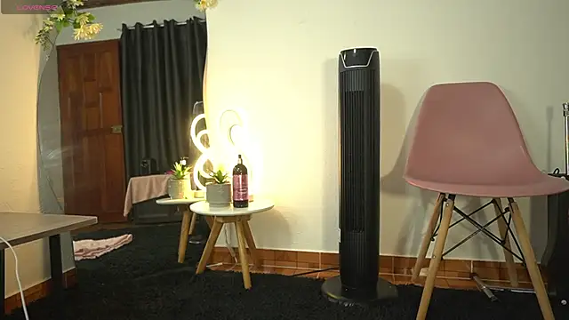 Snapshot of Bonnypetite- chatting on June 23, 2026, 1:14 am Bonnypetite- online show from June 23, 2026, 1:14 am