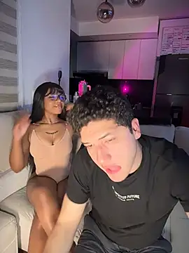 tiana nave online show from April 14, 2026, 2:27 am