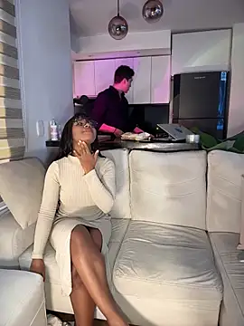 tiana nave online show from April 6, 2026, 4:08 pm