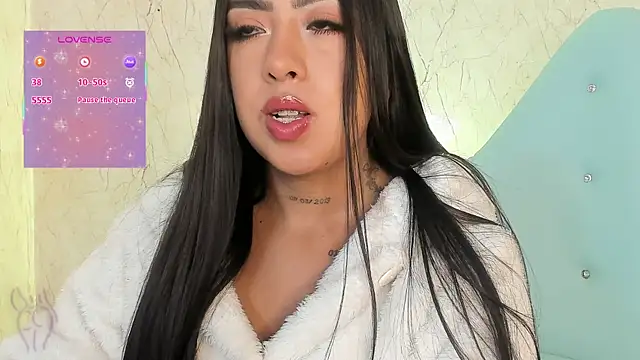 Snapshot of Sofia_fantasyy chatting on March 8, 2025, 11:58 am Sofia fantasyy online show from March 8, 2025, 11:58 am