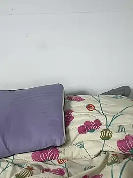 Snapshot of Victoria_starr chatting on December 7, 2024, 12:25 am Victoria starr online show from December 7, 2024, 12:25 am