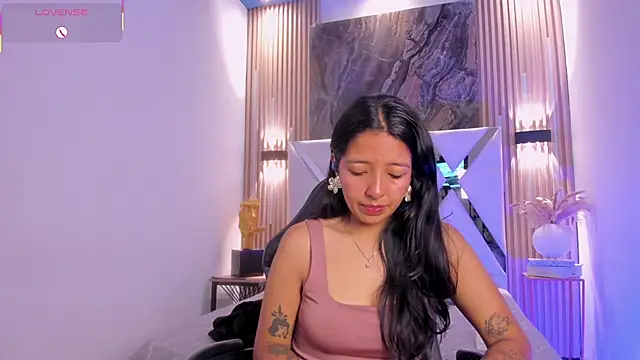 Valery wang online show from April 13, 2026, 11:58 am