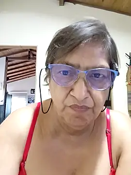 florecita69 online show from October 7, 2025, 9:16 pm