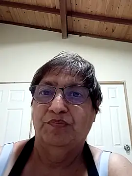 florecita69 online show from March 20, 2025, 2:08 am