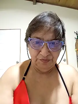 florecita69 online show from October 11, 2025, 2:12 am