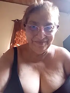 florecita69 online show from March 20, 2026, 3:24 pm