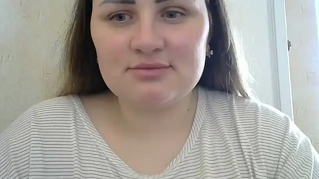 Snapshot of Honeydew-Waves chatting on April 19, 2026, 7:20 am Honeydew-Waves online show from April 19, 2026, 7:20 am