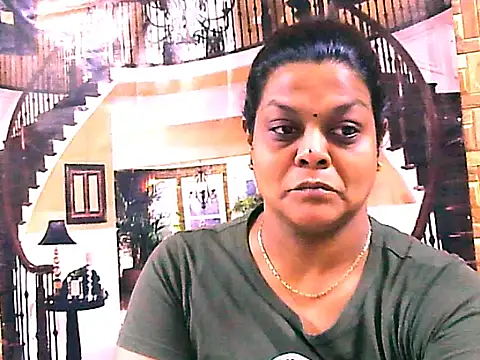 indianCherryPie online show from September 26, 2025, 5:47 am